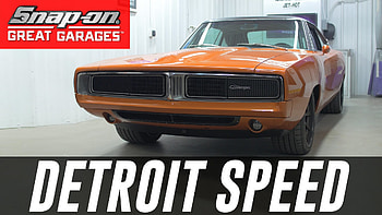 Behind the Garage of Detroit Speed: Snap-on Great Garagesâ¢ | Snap-on Tools HD wallpaper